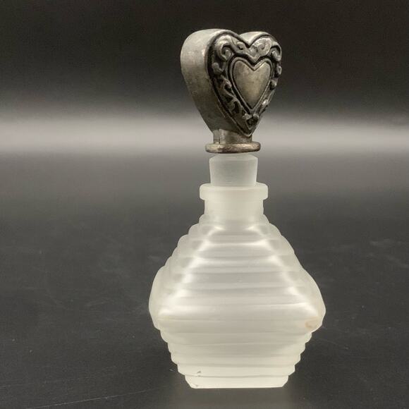 Vintage Irice Frosted Glass Empty Perf,ume Vanity Bottle Heart Stopper - Picture 2 of 15
